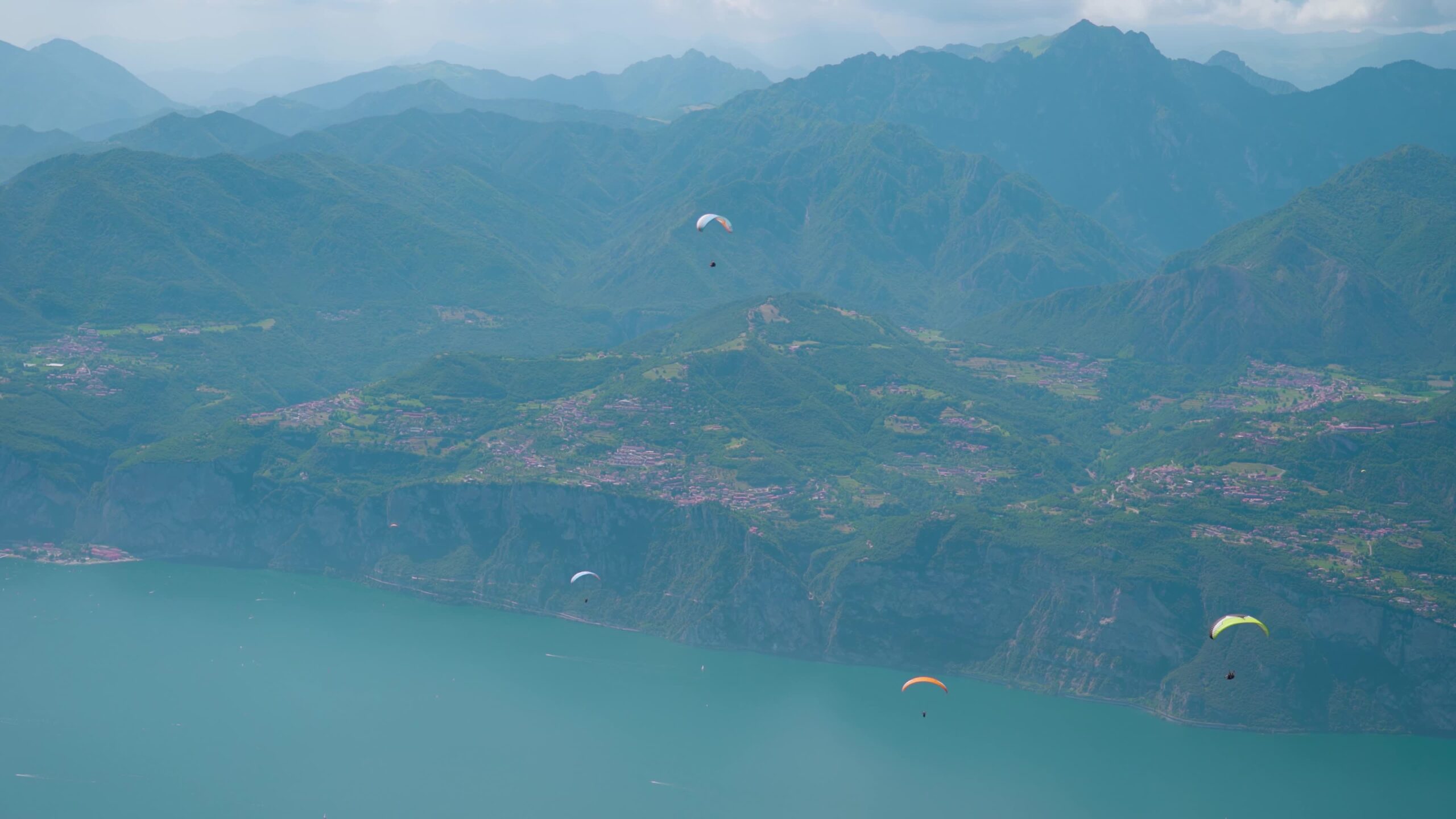 Avventura in Parapendio sul Lago di Garda